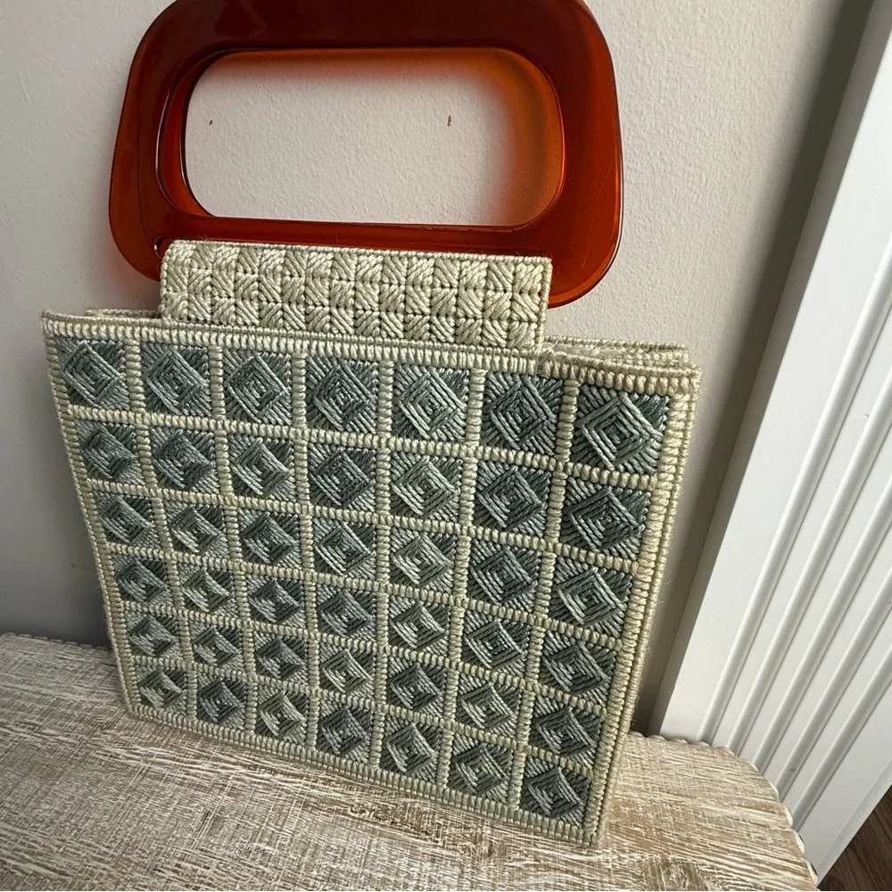 Vintage Cream and Gray Tote with Lucite Handles - Picture 15 of 16